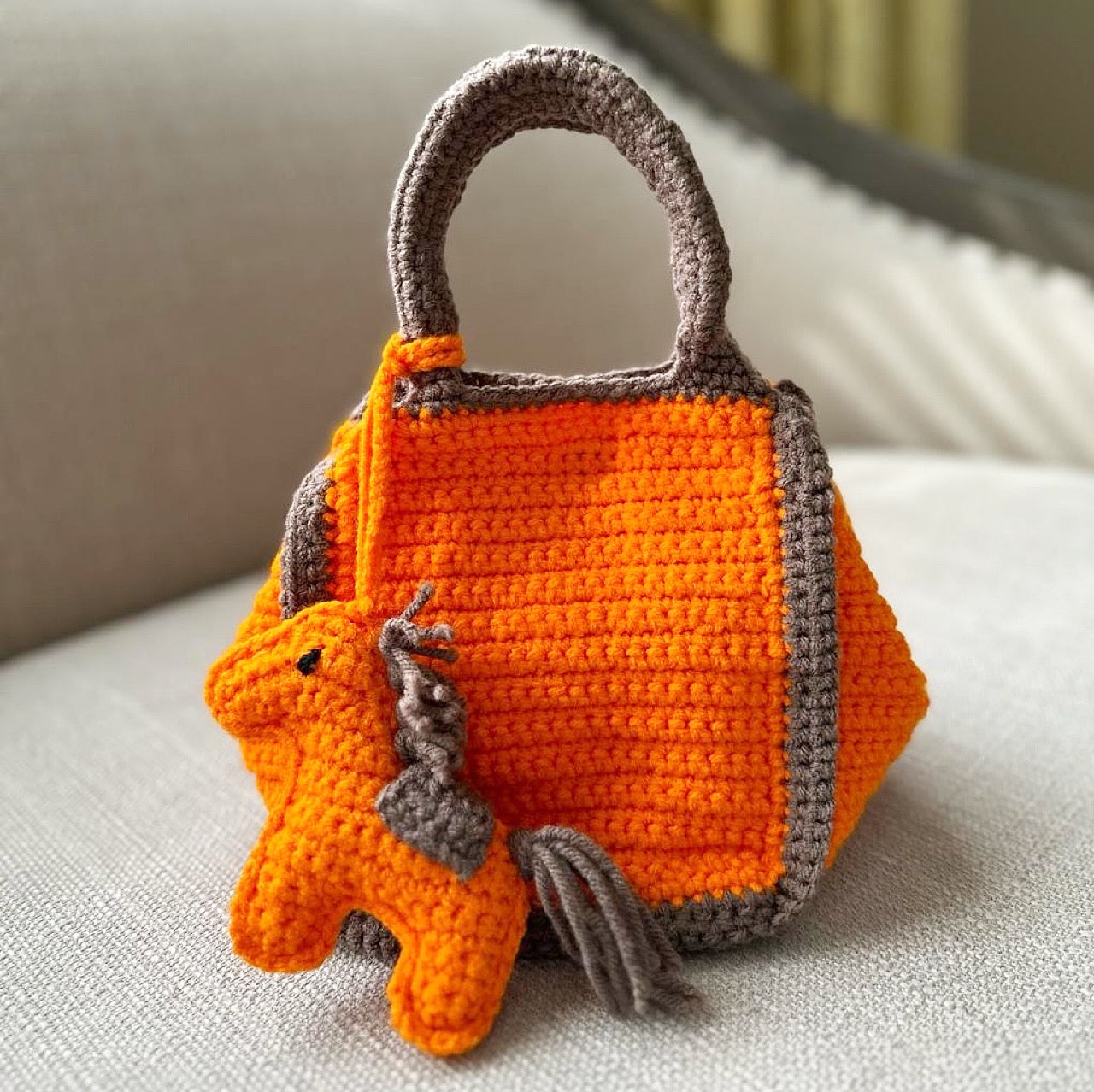 Petite Charm Tote Orange/taupe (PM)