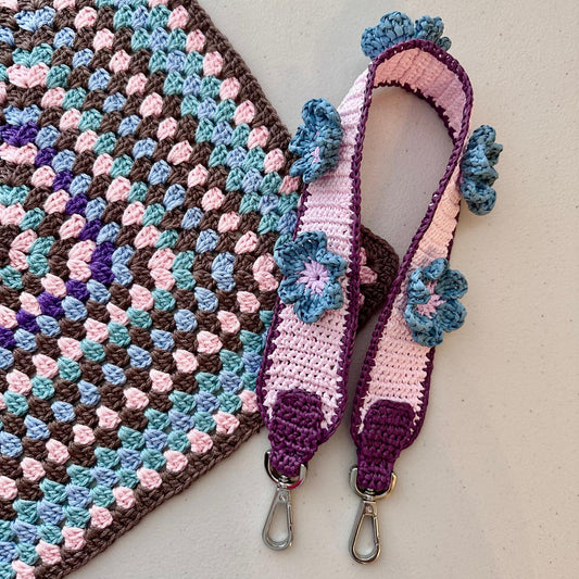 Raffia Flower Bag Strap (plum/blue jeans)